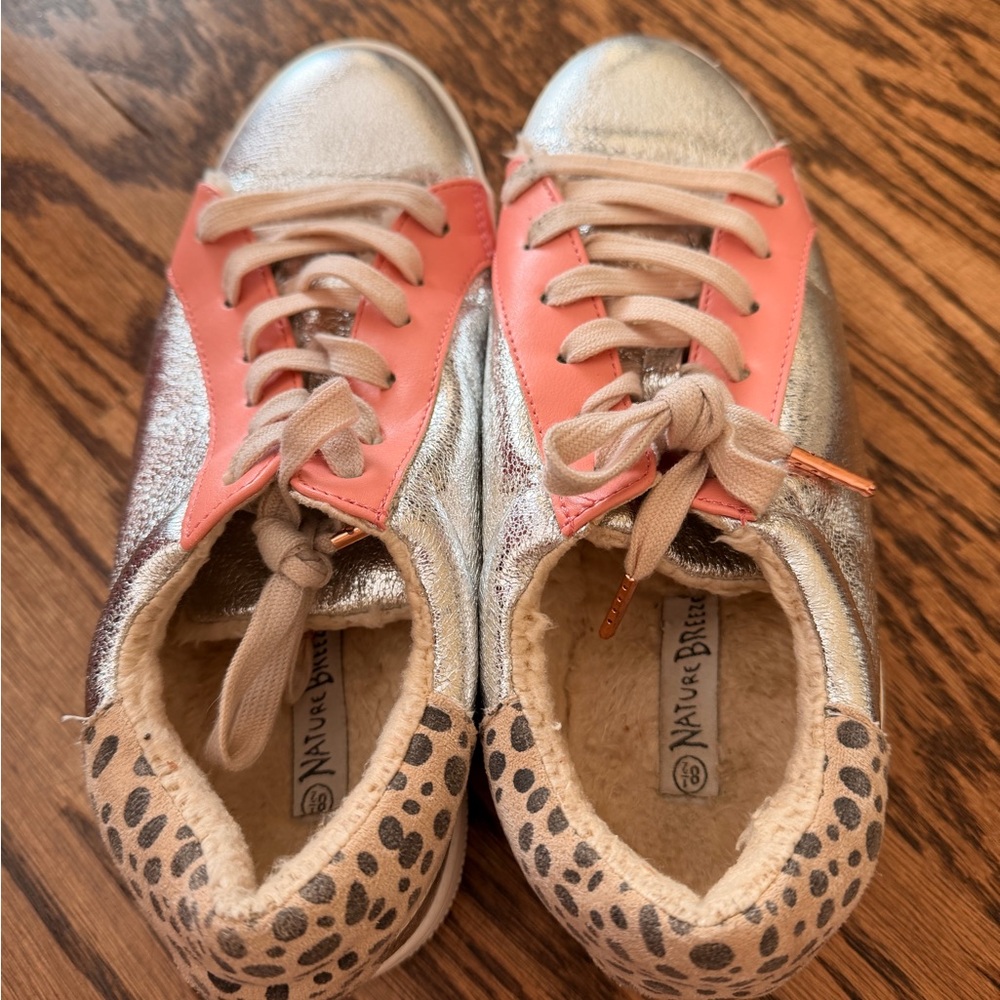 Nature Breeze Metallic Cheetah Sneaker 8.5